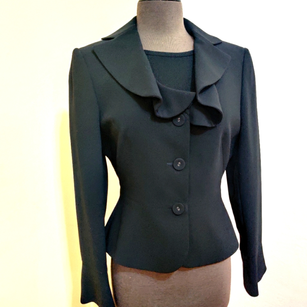 Tahari Black Fitted Blazer 6P